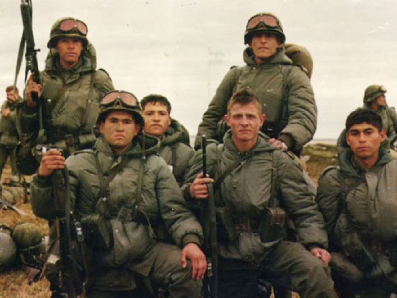 Guerra de Malvinas: el piloto héroe argentino que desafió a la flota ...